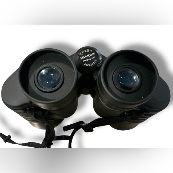 Simmons ProSport 10x50 Binoculars – Clear & Powerful - Picture 4 of 7